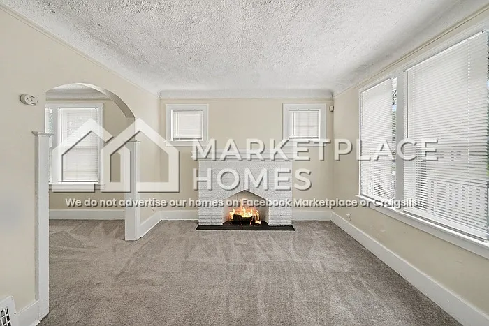 15710 Northlawn St #1 — Photo 9