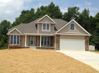 291 Michaels Ct, Cortland, OH 44410