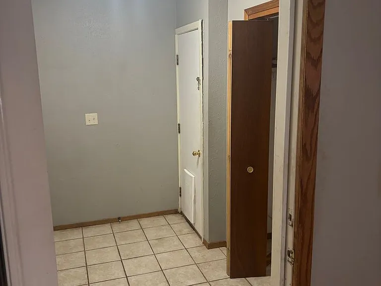 804 S Mable Ave — Photo 7