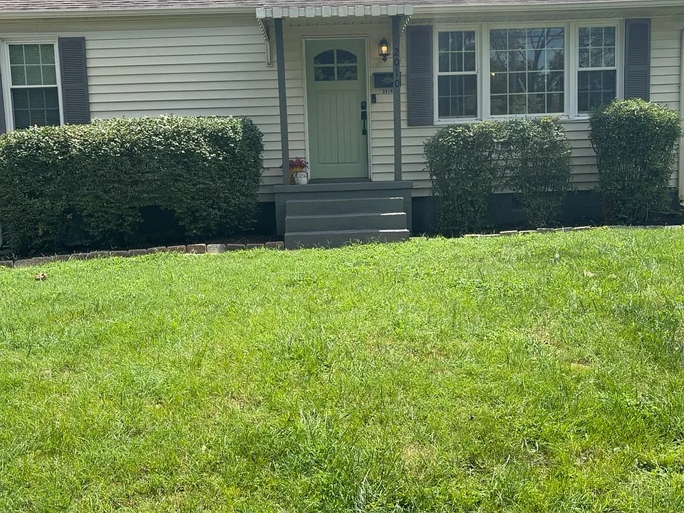 2010 Seymour Ave