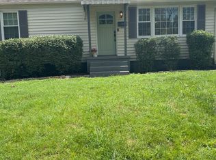 2010 Seymour Ave, Knoxville, TN 37917