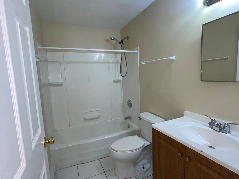 2320 Gabriel Ave #6 — Photo 7