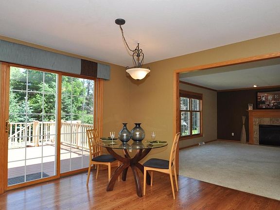 4th image of 1018 Meadowlark Ct