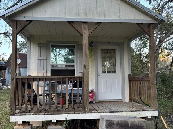 119 County Road 4533, Dayton, TX 77535