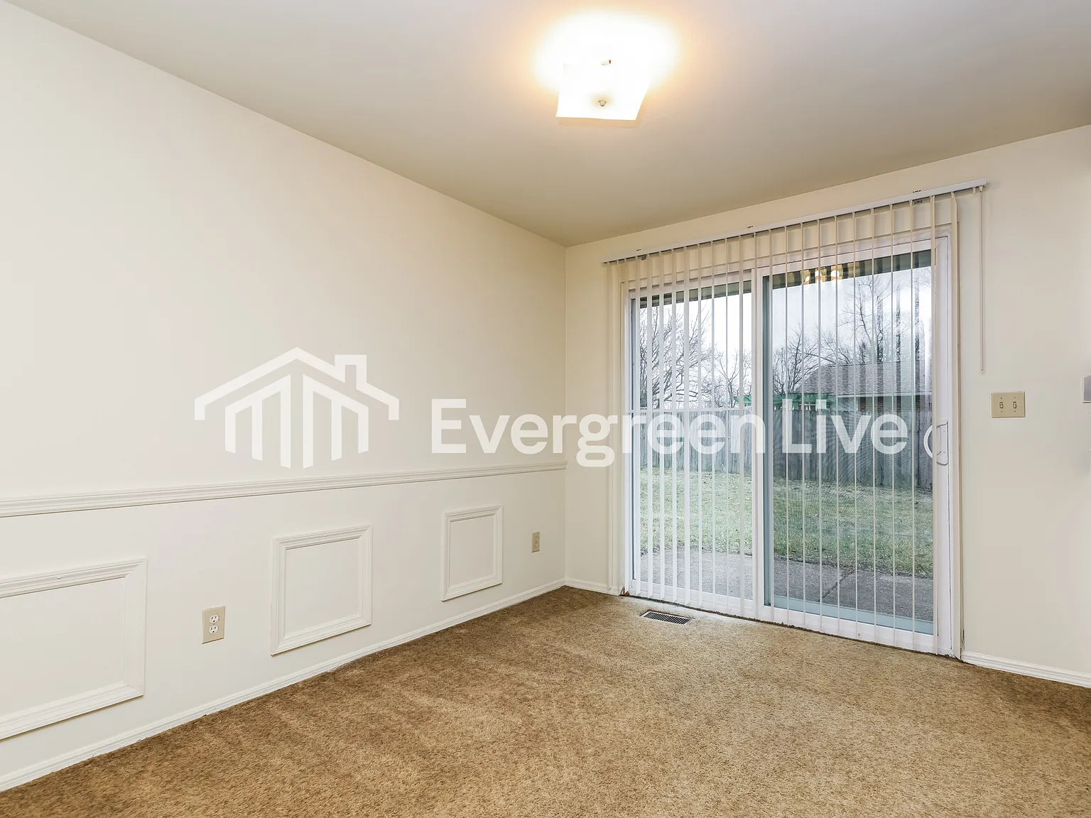 3 bed, 2.0 bath, 1247 sqft, $1,495 — Photo 4