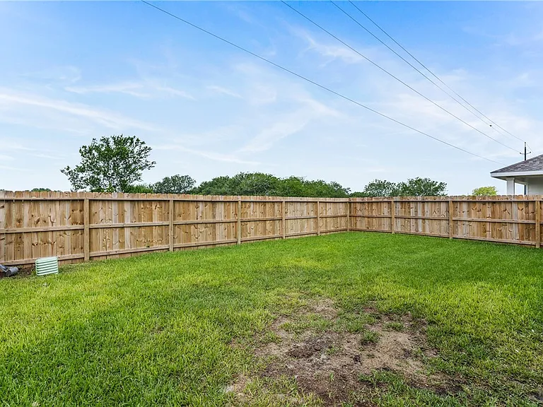 1905 Osbert Nelly Dr — Photo 33