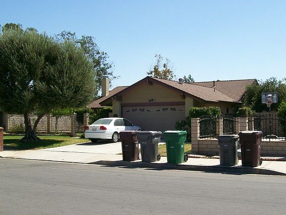 Courtesy of Park Place GMAC Real Estate