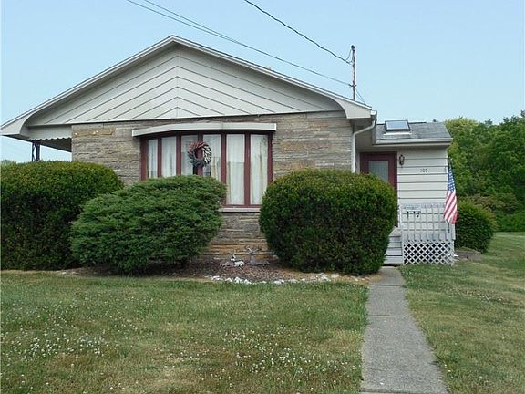 2nd image of 105 S Scott St