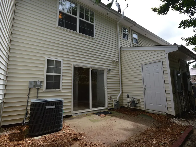 8026 River Watch Ln — Photo 24