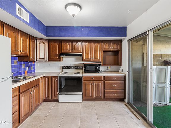 2nd image of 8220 E GARFIELD Street #M20