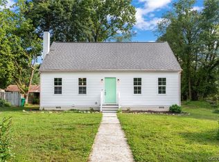 5601 Springer Dr, Sandston, VA 23150