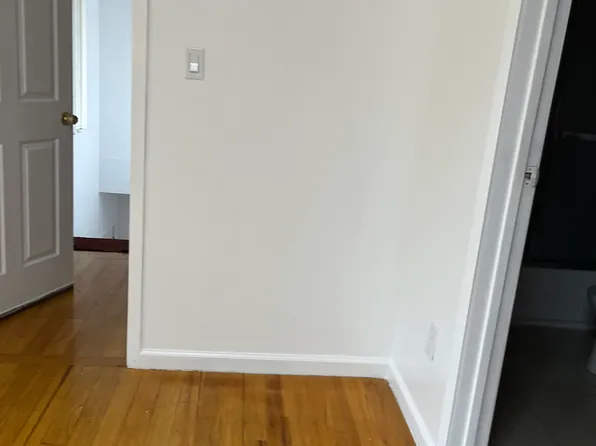(undisclosed Address), Jamaica, NY 11435