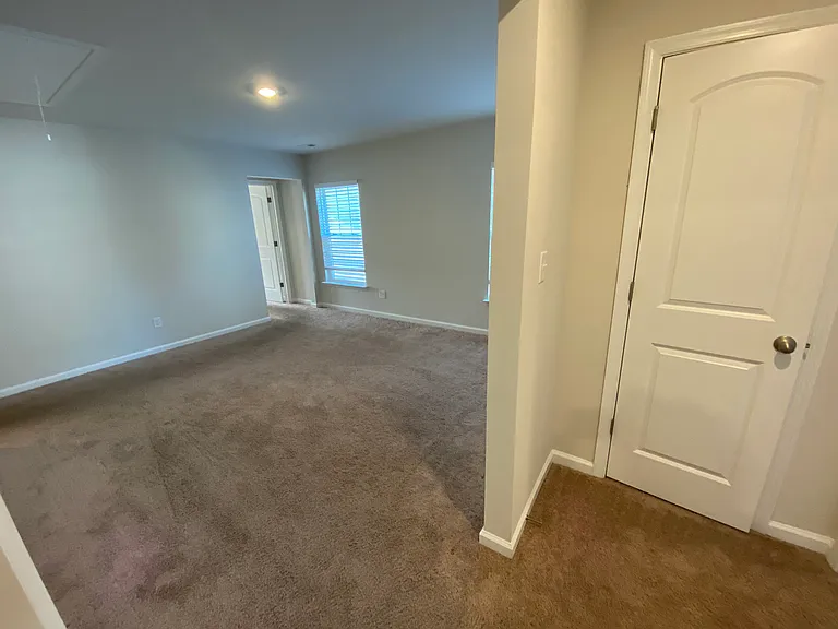 1512 Auckland Ct — Photo 31