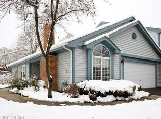 10 Sarahs Grove Ln, Schaumburg, IL 60193