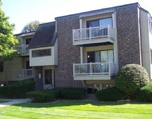 1st image of 523 Bainbridge Dr APT 26