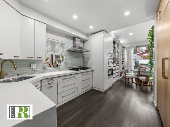 3338 Bedford Avenue image 6 of 15