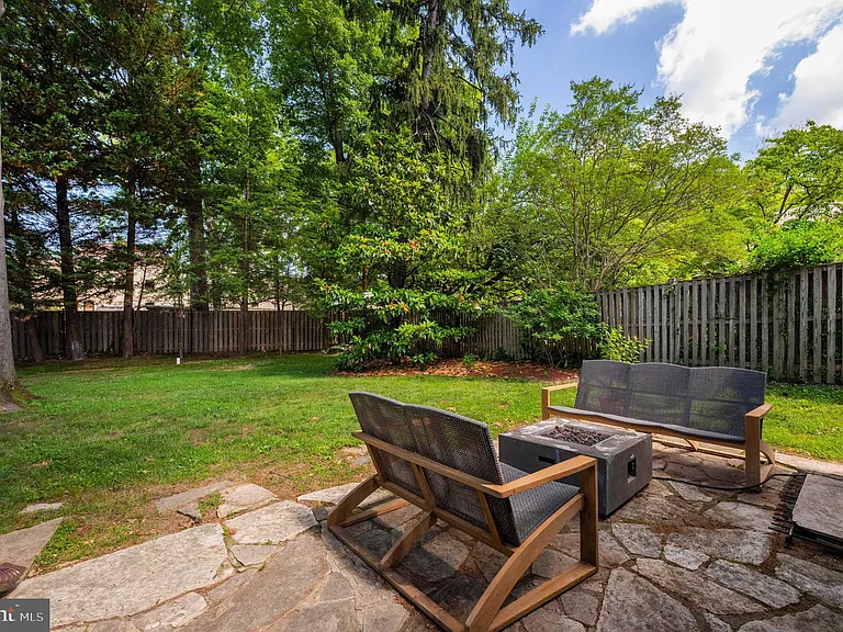 1623 Jonquil St NW — Photo 54