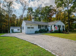 51 Birchwood Ave, New Canaan, CT 06840