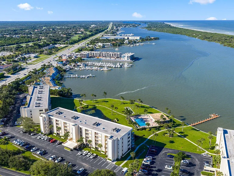 200 Intracoastal Pl #206 — Photo 32