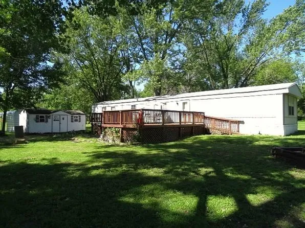 520 E Hickory St, Rich Hill, MO 64779