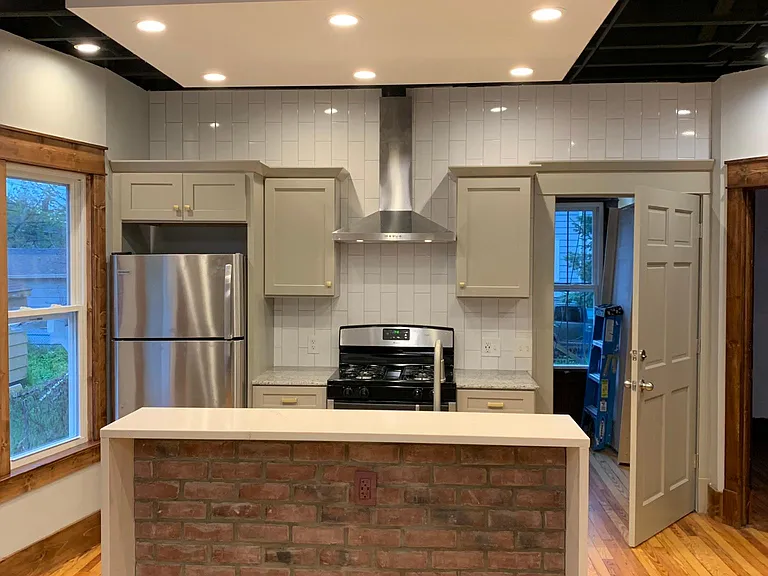 18 Meech Ave #1 — Photo 1
