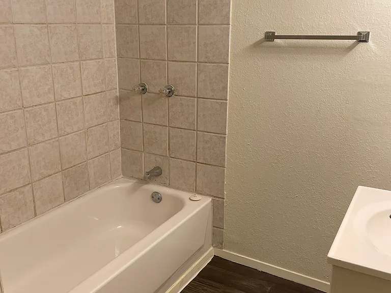 360 Sp Terry Rd — Photo 28