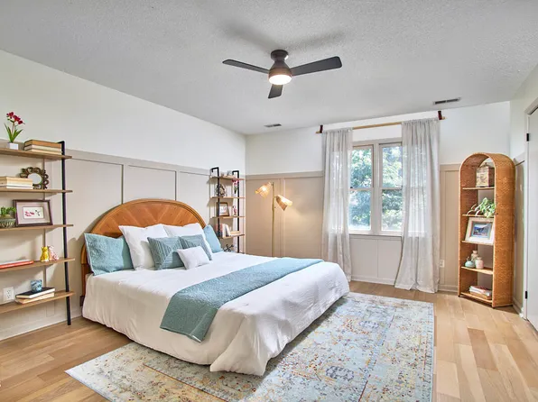 9 Stone Village Ct, Durham, NC 27704
