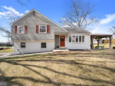 632 Old School House Dr, Springfield, PA, 19064