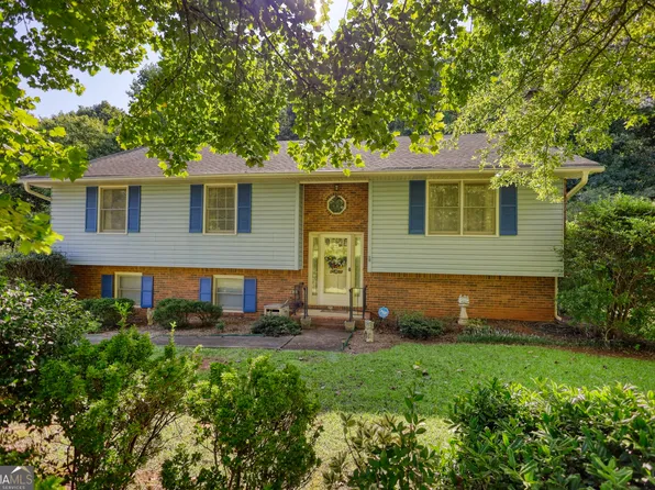 1022 Plantation Blvd SE, Conyers, GA 30094