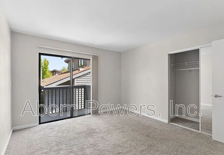 3180 Country Club Dr #3B — Photo 9