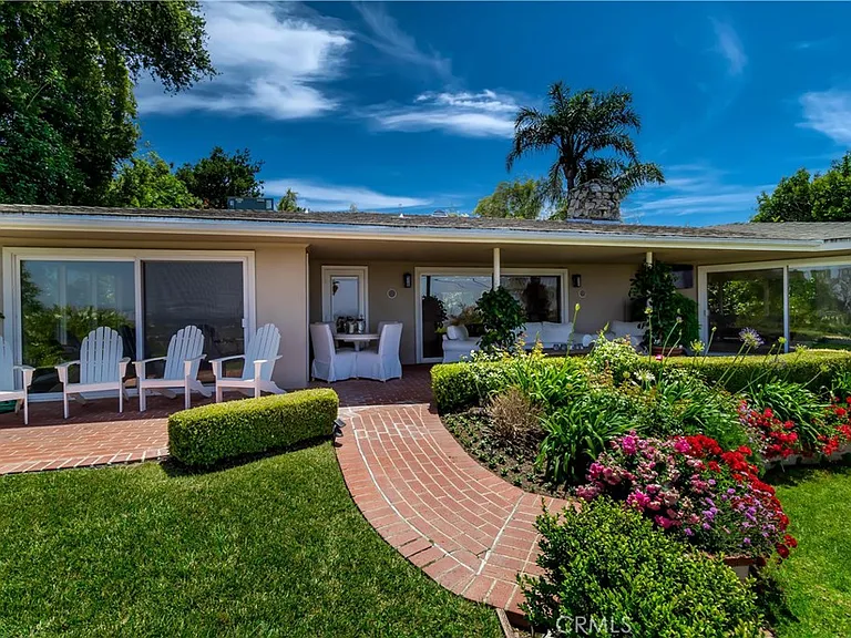3546 Berry Dr — Photo 30