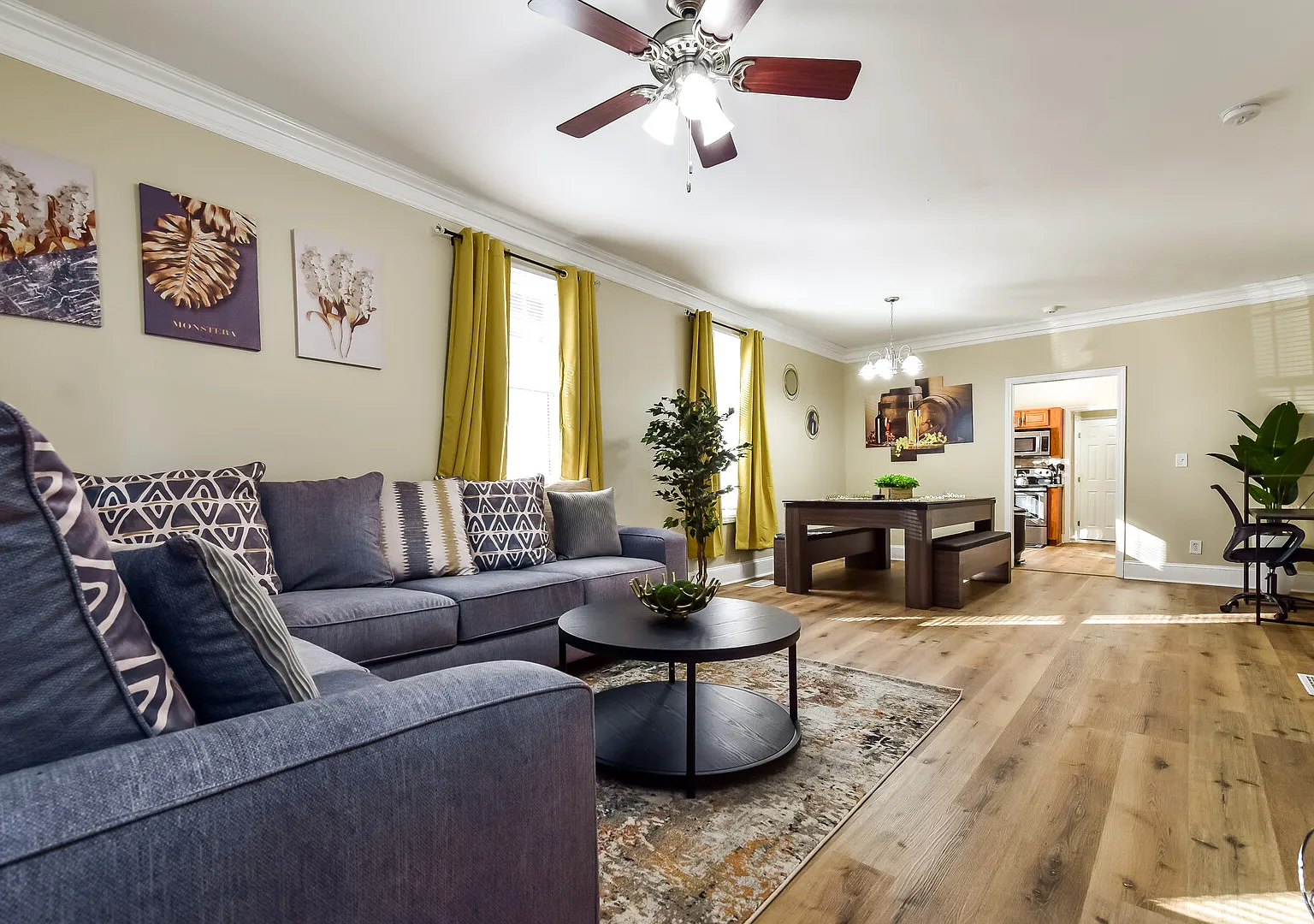 Luxury Furnished Corporate Rental 3BR/2BA Prime Atlanta Location — Photo 4