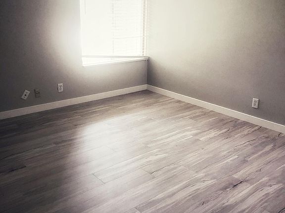 5th image of 5777 S Waterbury Cir #3