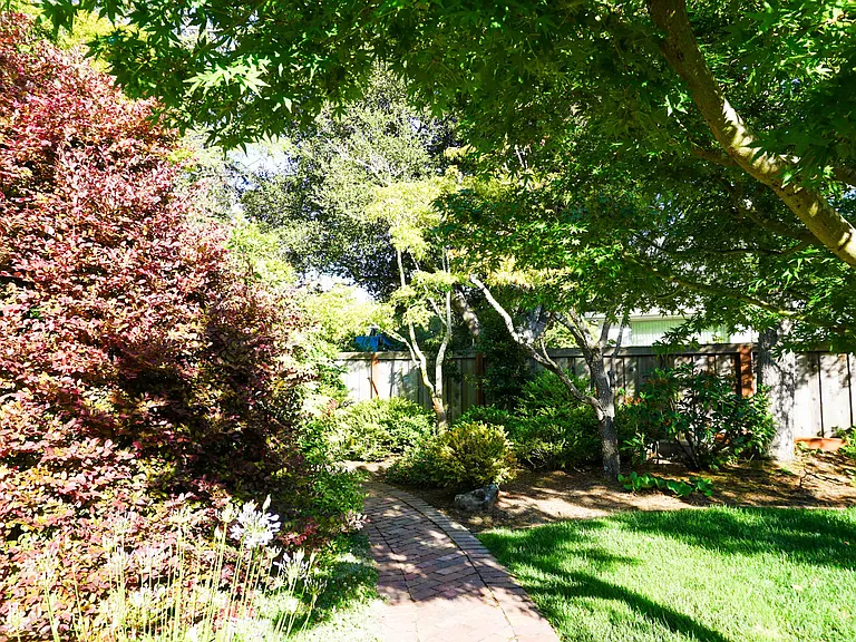 30 Genevra Rd — Photo 72