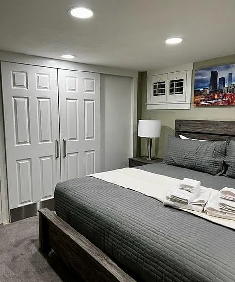 3301 W Clyde Pl — Photo 11