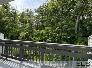 Ashgrove Place, Warrenton, MO 63383