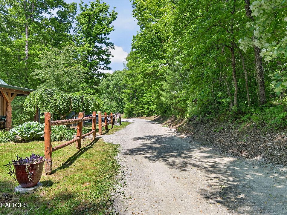 8th image of 4912 Honey Creek Loop Rd