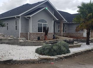 2984 NW Stacie Ct, Roseburg, OR