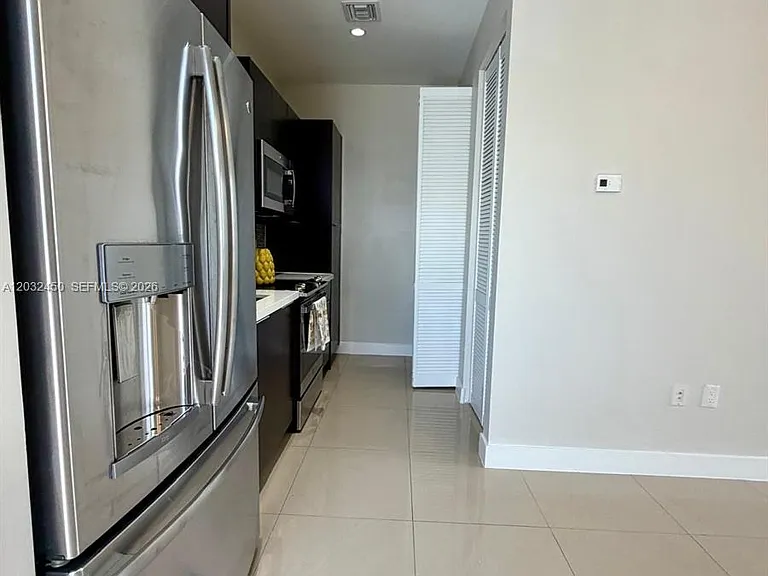 6440 NW 103rd Psge #6440 — Photo 5
