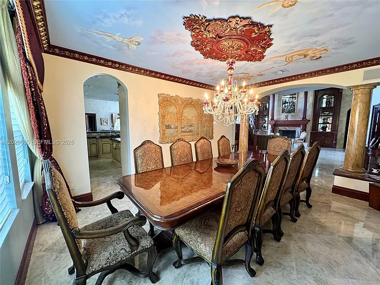 10445 Canterbury Ct — Photo 23