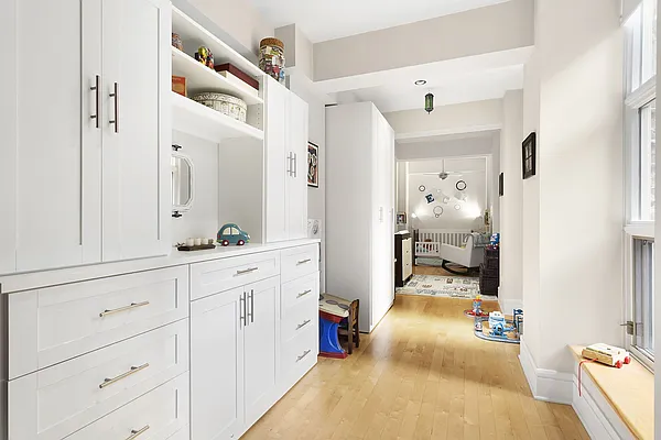 Sold by Compass | media 14