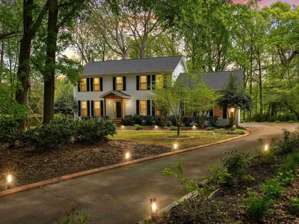 122 Hollyridge Rd, Spartanburg, SC 29301