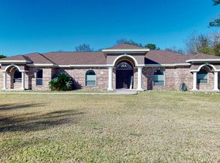 275 Stapper St, Bridge City, TX 77611