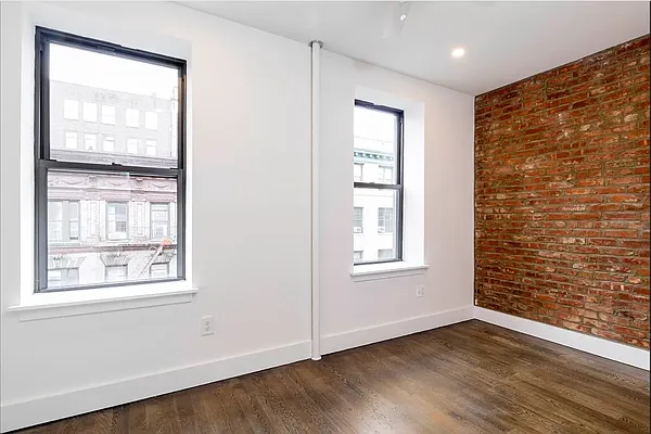 Rented by Compass | media 21