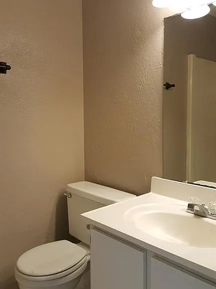 1020 Autumn Cir #A — Photo 16