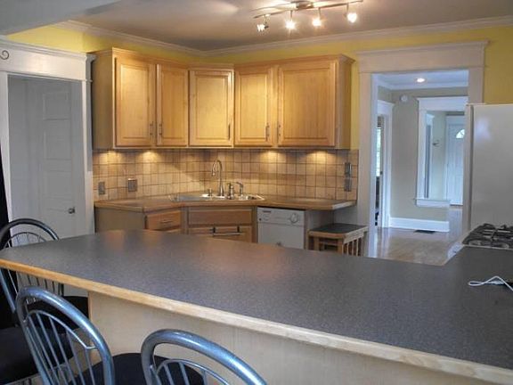 Kitchen/Breakfast Nook