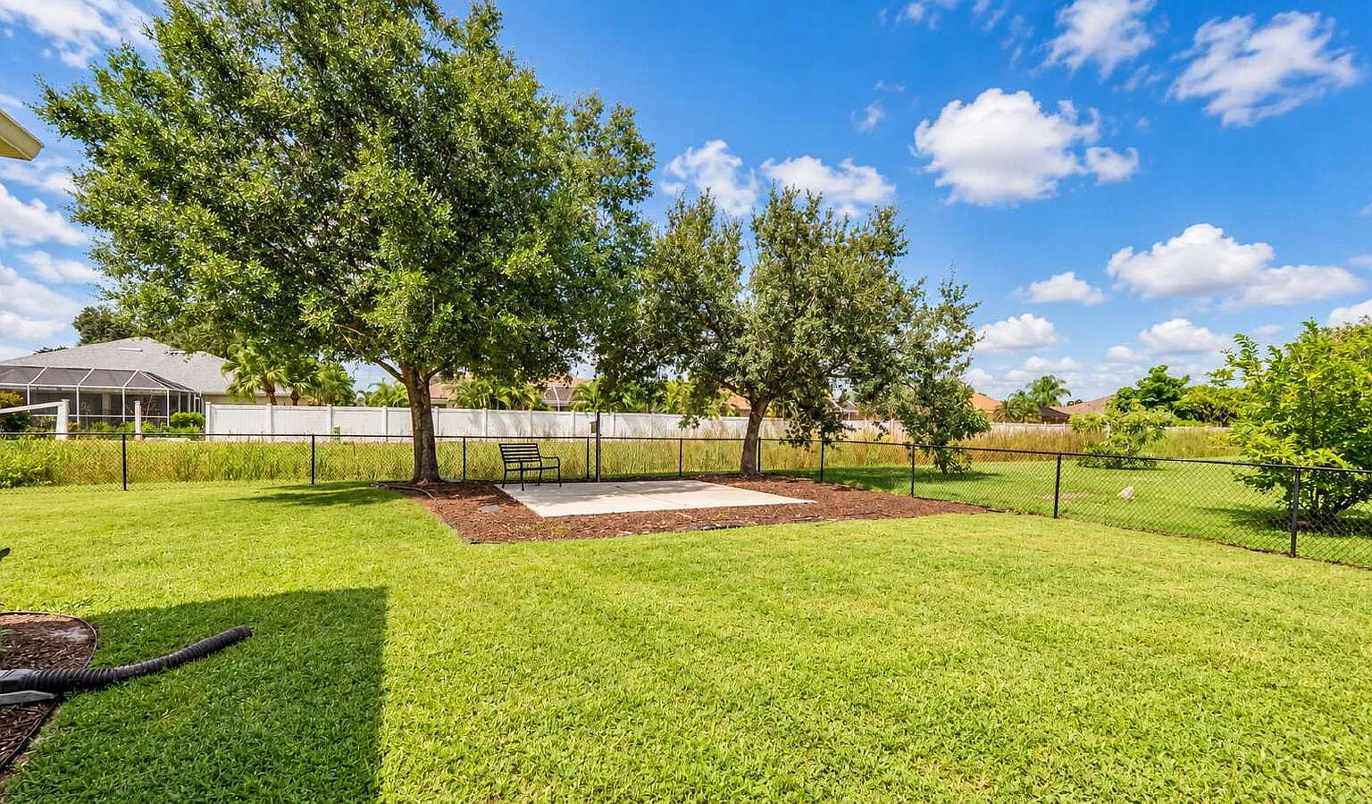 4 bed, 2.0 bath, 1963 sqft, $2,295 — Photo 3