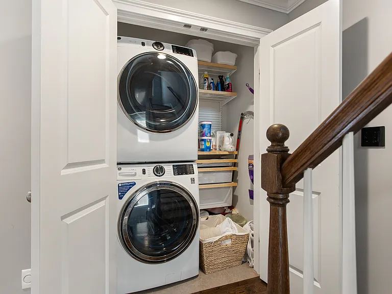 91 W Broad St #13 — Photo 19