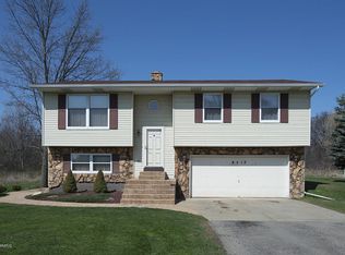 8517 Eight Mile Rd, Ceresco, MI 49033