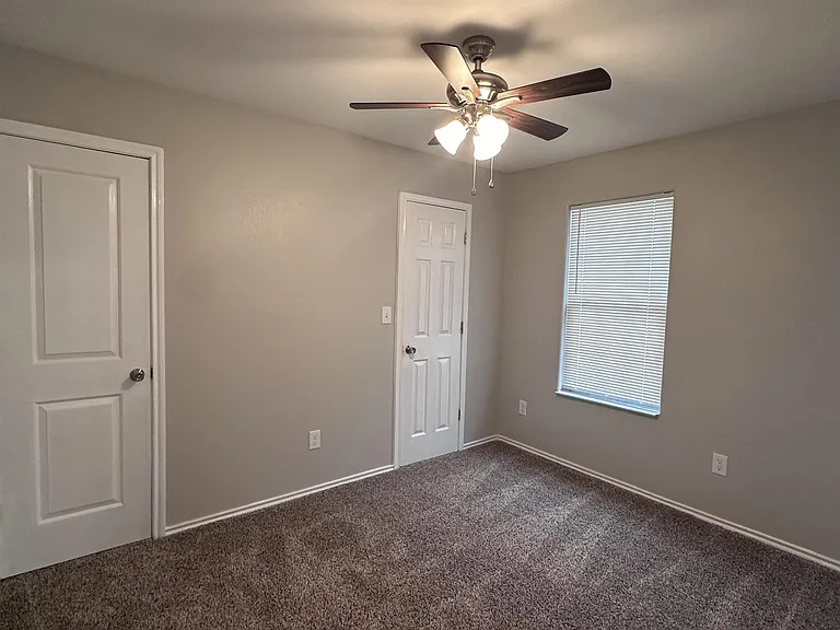 1603 Caldwell St — Photo 12